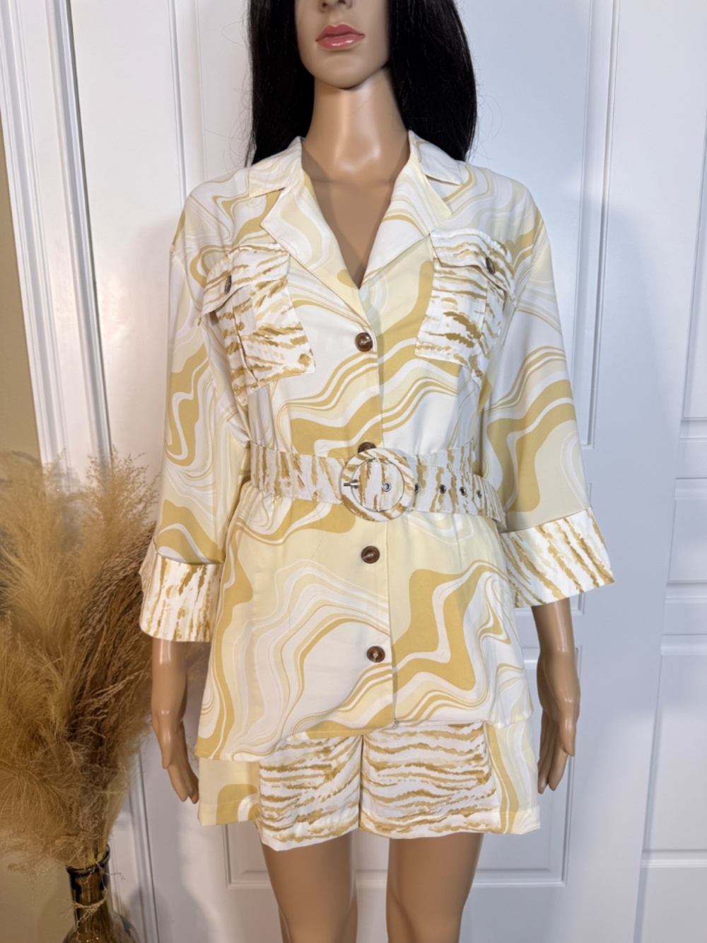 MUSTARD ANIMAL PRINT AND ABSTRACT COORD TWO PIECE SET SIZE LARGE - NWT - Picture 12 of 17